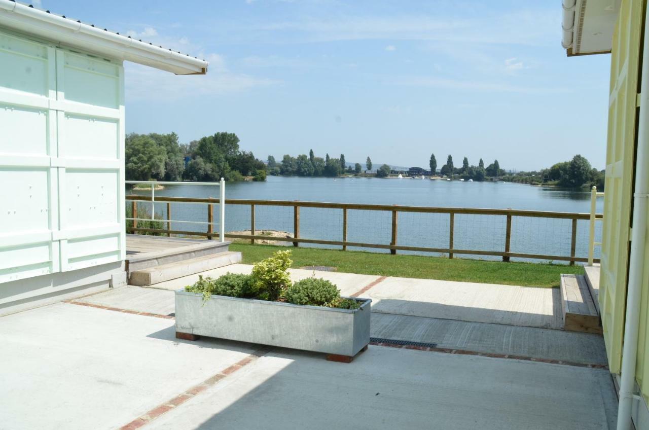 Lake Lodges Chichester Buitenkant foto